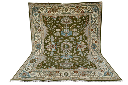 close up showing the rug details and colors