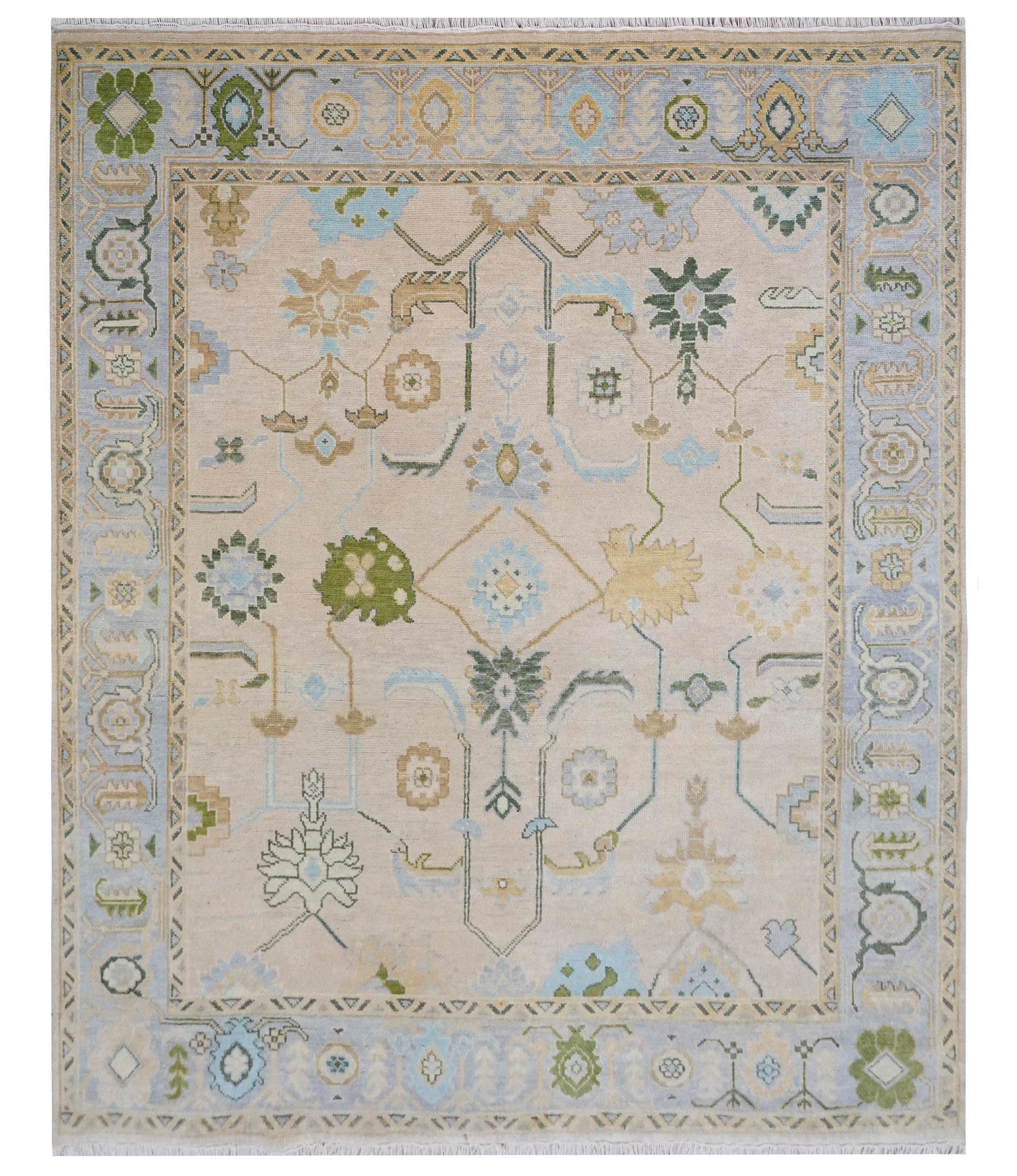 Geometric forms, refined Colors and coastal style